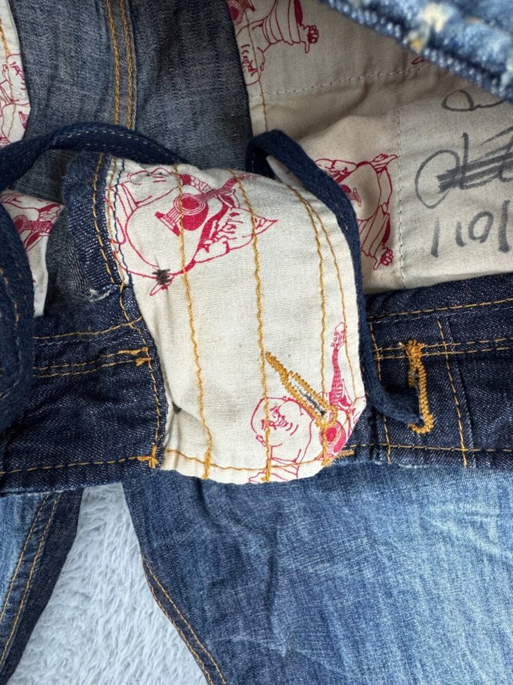 Denim Shorts True Religion 32 Austin Distressed Button Fly Bermuda Retro Y2K - Picture 10 of 14